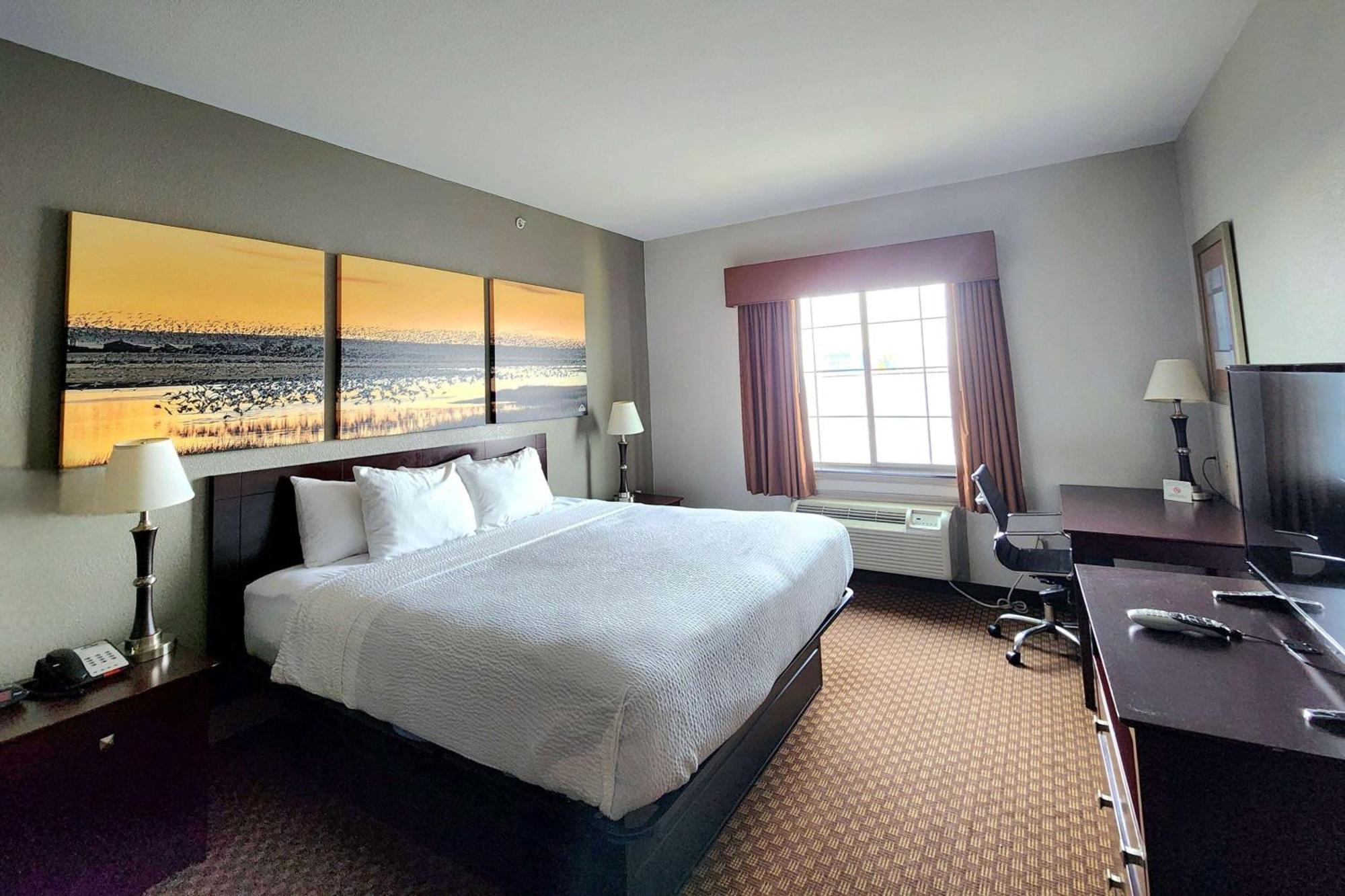 Days Inn by Wyndham Kemah Bagian luar foto